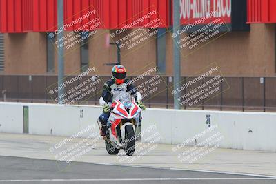 media/Oct-16-2022-Fastrack Riders (Sun) [[609ae93014]]/Level 3/Session 1 Start Finish/